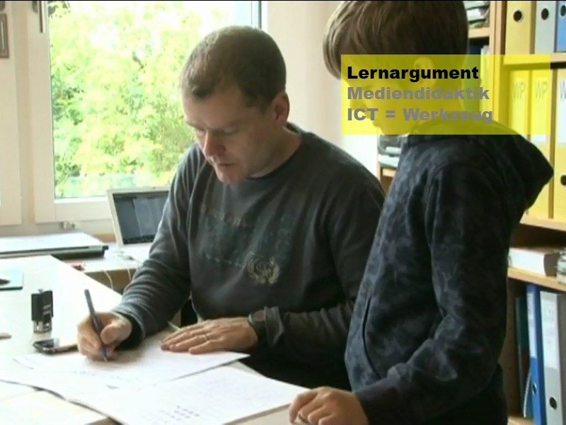 Die Lehrperson wird nicht verdträngt - im Gegenteil